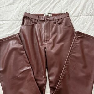 Abercrombie & Fitch Ultra High Rise 90’s Straight Vegan Leather Pants